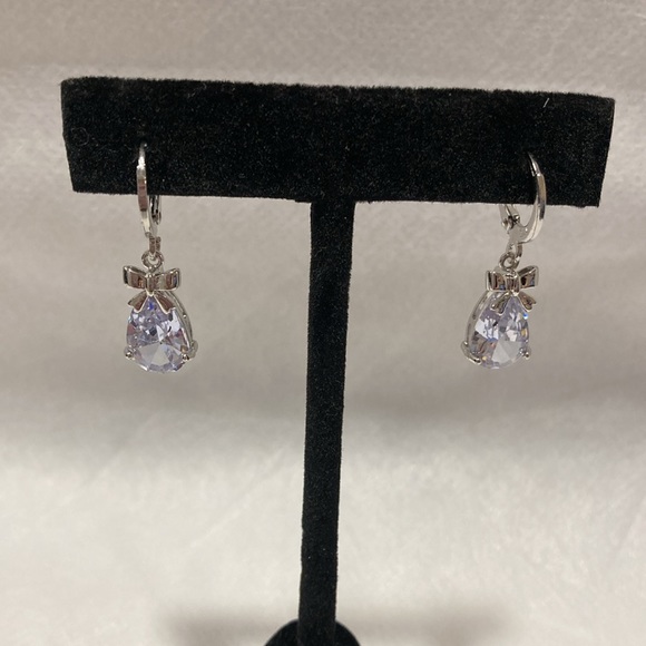 NWOT - Sterling Silver Pear Shaped CZ Bow Necklace, Pendant & Earrings Set - Picture 7 of 14